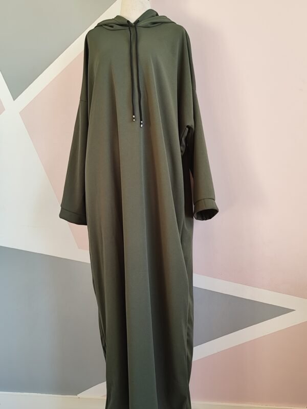 Robe pull – Image 2